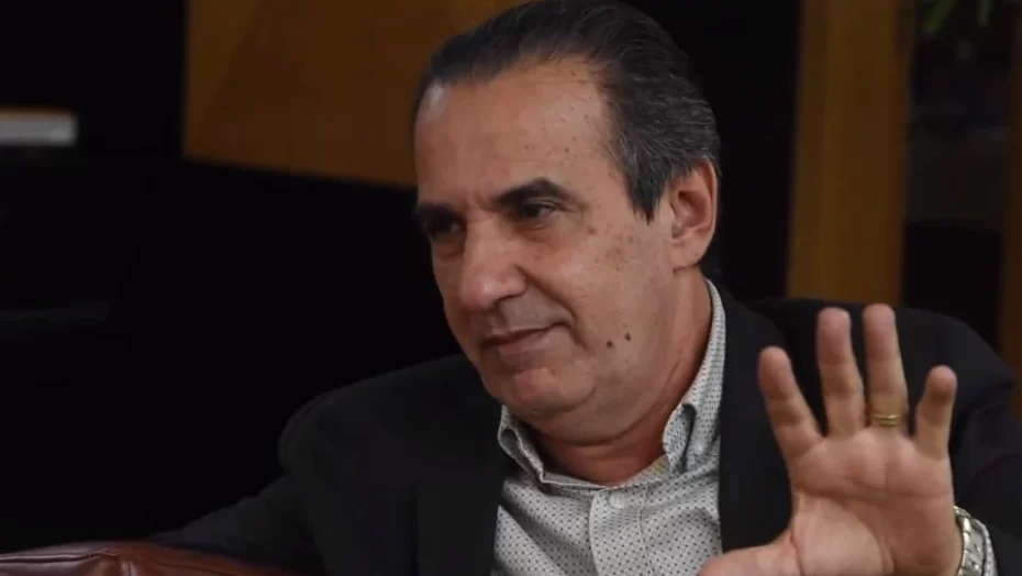 Pastor Silas Malafaia durante declaração sobre a polêmica religiosa