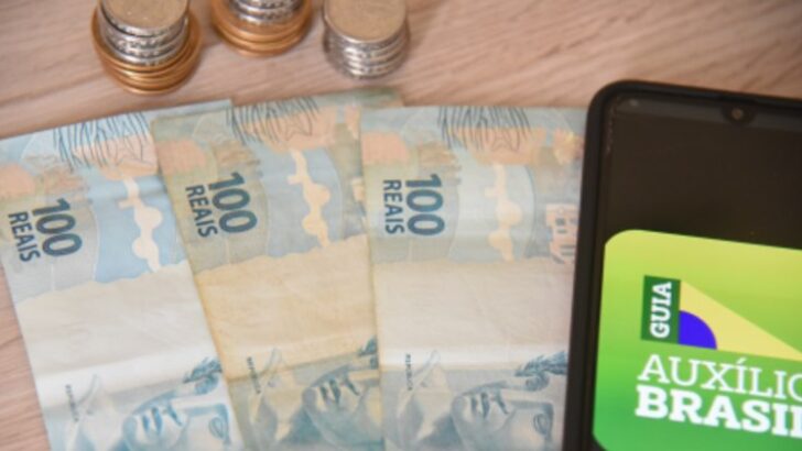 Auxílio brasil: veja quando que benefício começará a ser pago, valor e quem tem direito