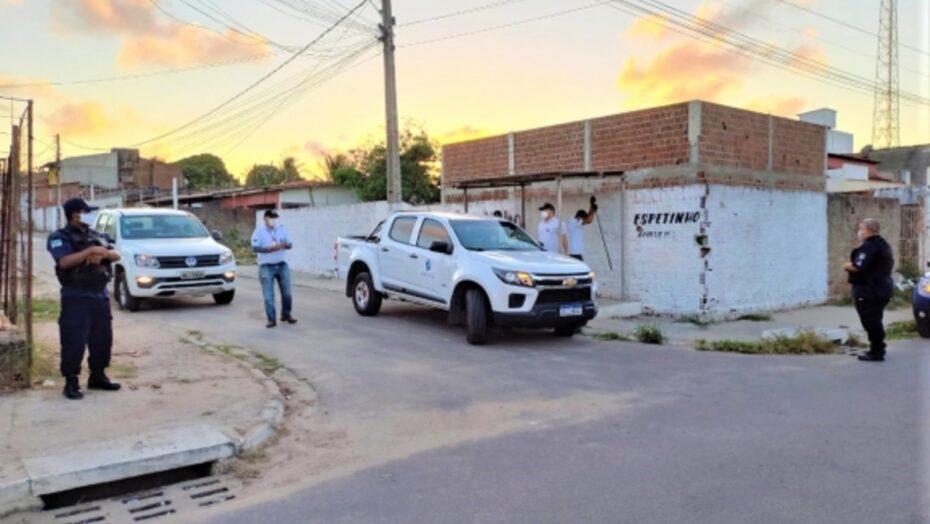 Mulher denuncia venda de churrasco e estrutura comercial &eacute; demolida em natal