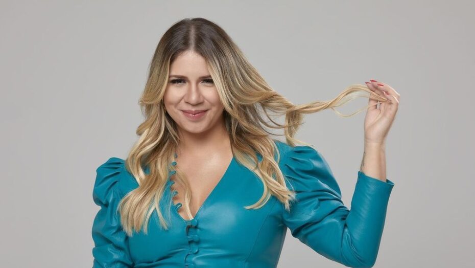 Marília mendonça: incrédulos, artistas lamentam morte da cantora após acidente de avião