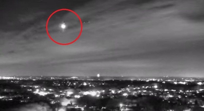 Vídeo misterioso mostra óvni seguido por helicópteros militares - Agora RN