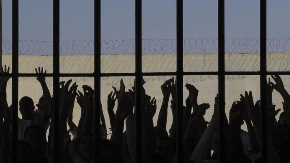 Visitas presenciais são suspensas em oito unidades prisionais do rn por causa da covid-19 | notícias do rio grande do norte Visitas presenciais são suspensas em oito unidades prisionais do RN por causa da Covid-19 - Agora RN