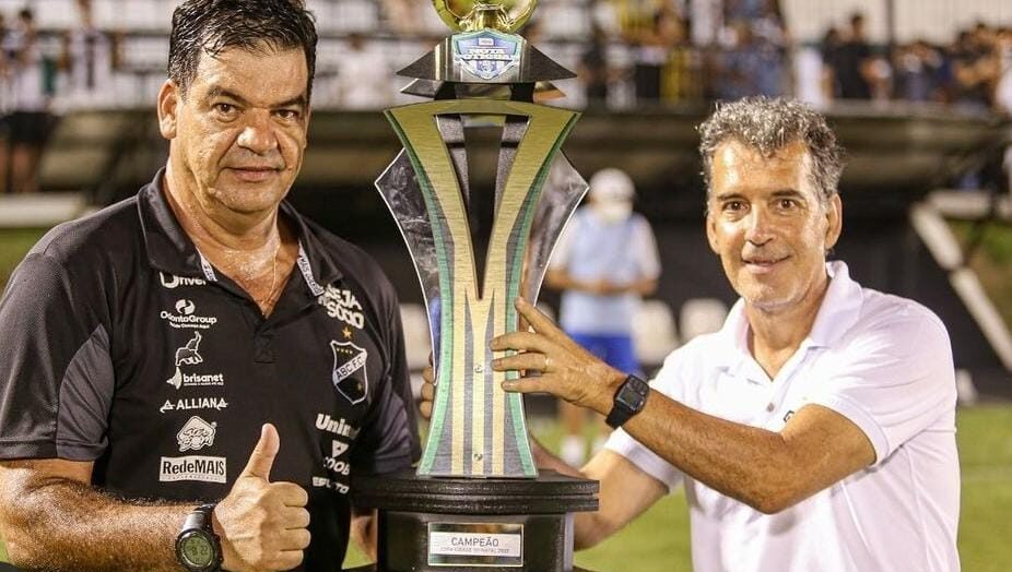 Após quase 11 meses, Moacir Júnior deixa posição de treinador do ABC - Agora RN