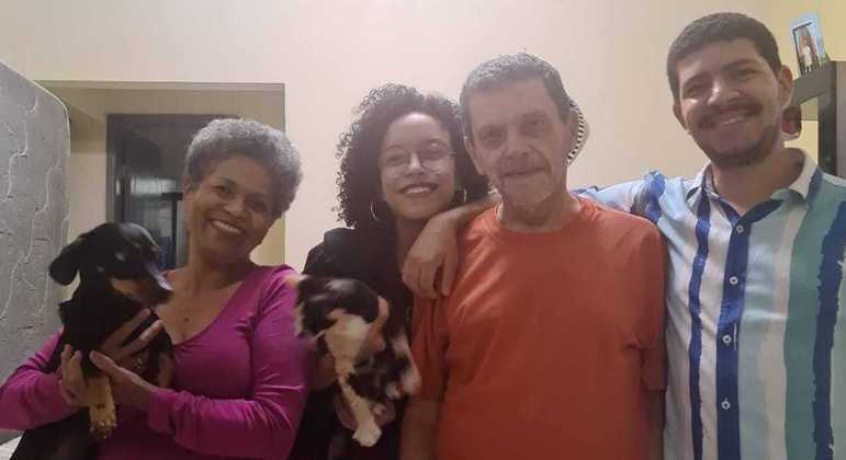 Vídeo: reação de mãe ao saber que filha passou em 1º lugar em universidade viraliza: 'conseguimos' | notícias do rio grande do norte Vídeo: Reação de mãe ao saber que filha passou em 1º lugar em universidade viraliza: 'Conseguimos' - Agora RN