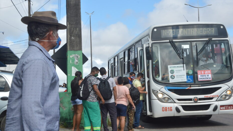Itinerários de ônibus irão mudar para cobrir regiões onde empresas pararam  de rodar em Natal, diz STTU