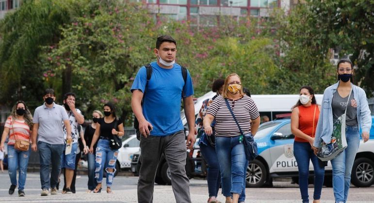 Mesmo com flexibilizações, entenda por que ainda não é o fim da pandemia no Brasil - Agora RN