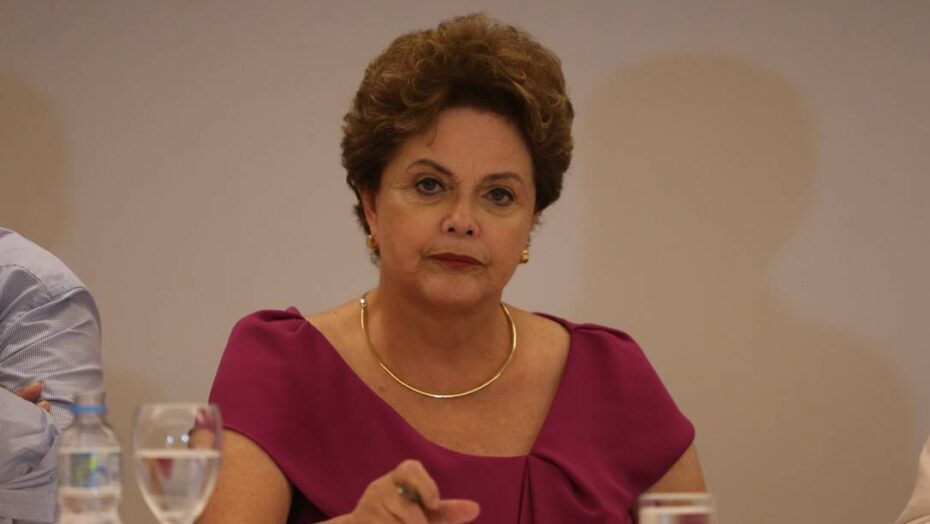 Comissão de Anistia nega pedido de indenização de Dilma - Agora RN