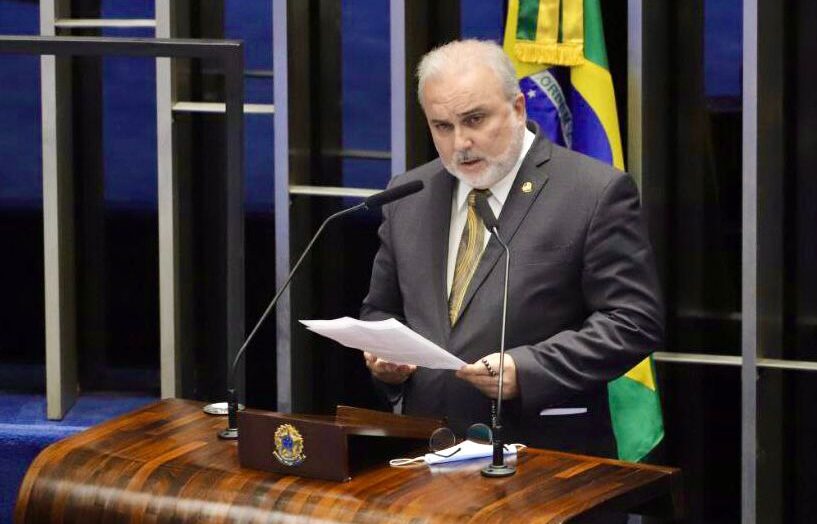 Senador Jean Paul entra com pedido de impeachment contra Bolsonaro - Agora RN