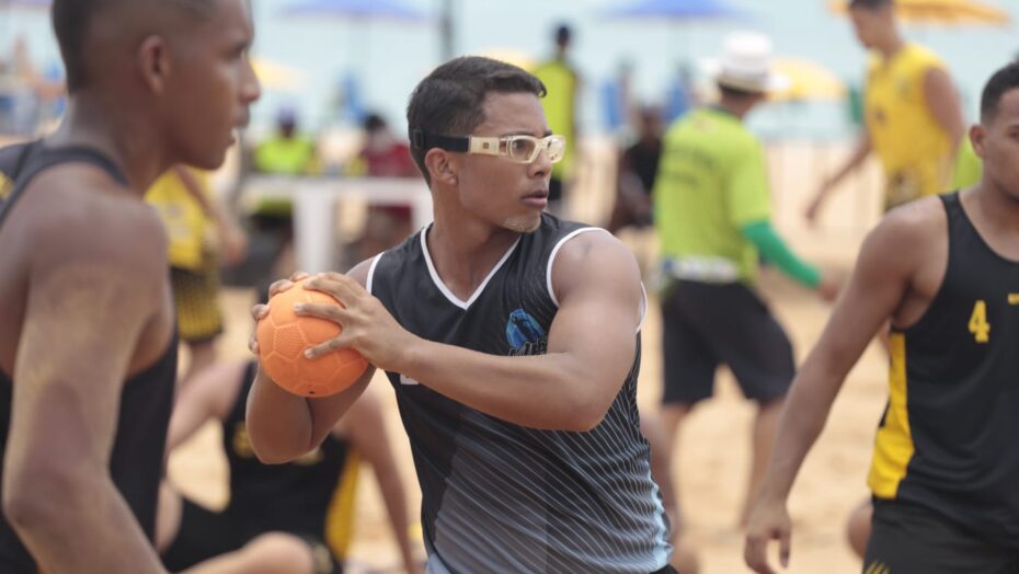 Potiguar de 17 anos é convocado para a seleção brasileira de beach handeboll | notícias do rio grande do norte Potiguar de 17 anos é convocado para a Seleção Brasileira de Beach Handeboll - Agora RN