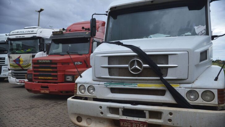 Caminhoneiros do RN descartam adesão à paralisação nacional e mantêm transporte de cargas - Agora RN