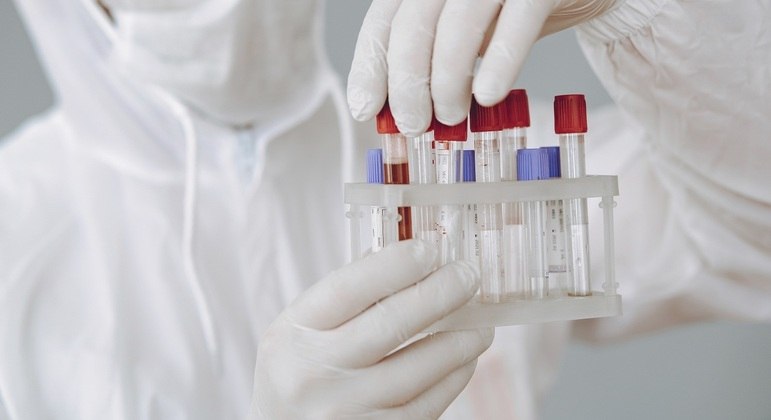 O número daqueles que fazem tratamento para hepatite é ainda pior: só 41 mil utilizam a profilaxia recomendada para a doença.