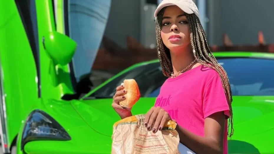 Ex-cantora gospel diz que já fez sexo a três e não descarta colocar silicone nos seios - Agora RN