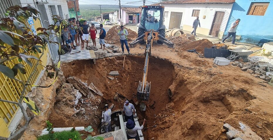 Recuperacao da rua Mirassol em Felipe Camarao foto Joana Lima