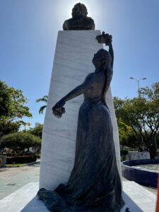 Estátua da praça pedro velho. Foto: divulgação/secult Estátua da Praça Pedro Velho. Foto: Divulgação/Secult