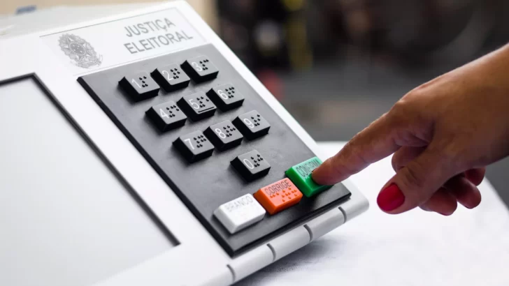 Técnicos dizem ser inviável auditar urna com biometria no dia da eleição