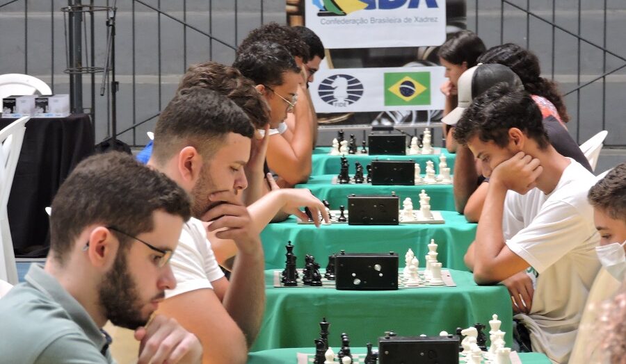 Campeonato Brasileiro de Xadrez no Recife vai reunir os dois