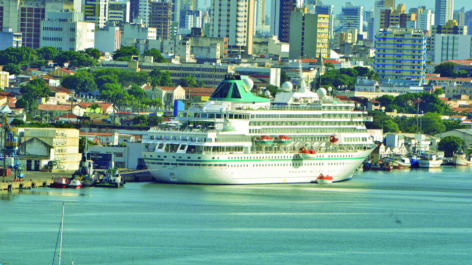 Cruzeiro no Porto de Natal RN 1