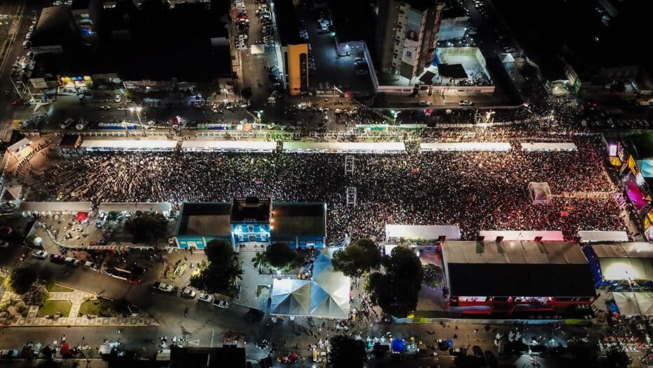 52161250832 d22bad8de7 k (1)