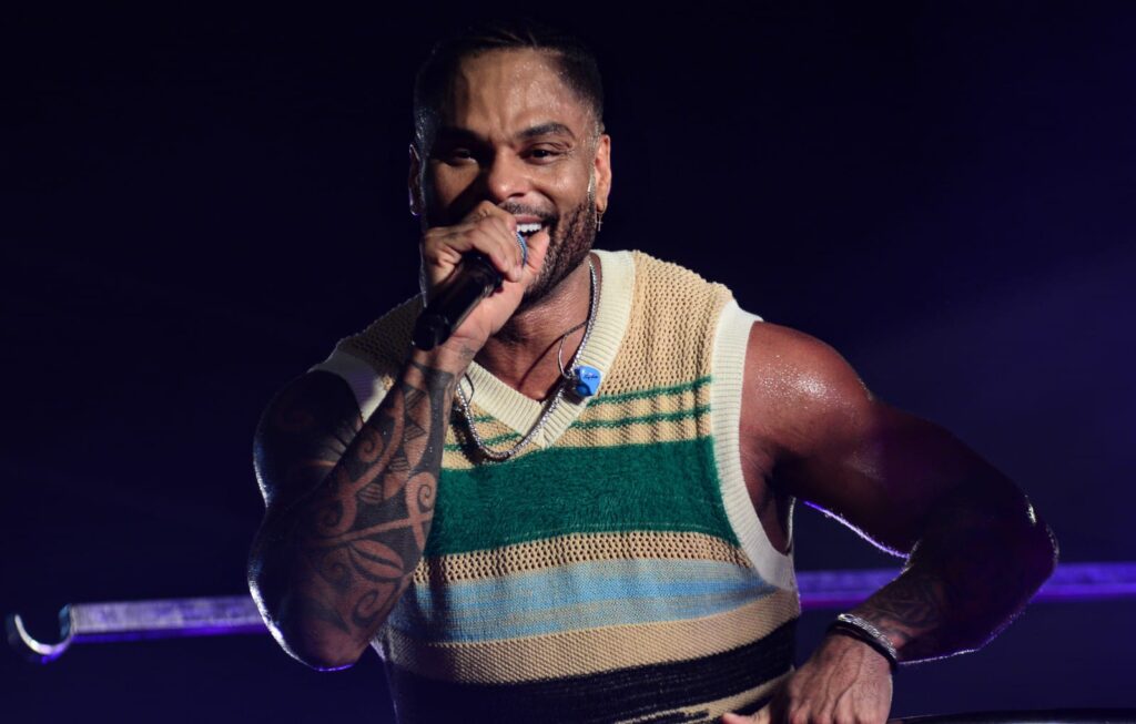 Tony Salles, da banda Parangolé, no São João de Mossoró - Foto: divulgação/Prefeitura de Mossoró