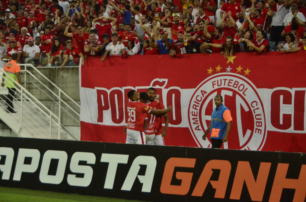 América perde para o Manaus e frustra torcida na Arena das Dunas; veja fotos - Agora RN
