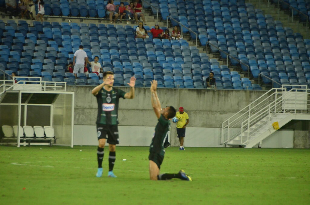 América perde para o Manaus e frustra torcida na Arena das Dunas; veja fotos - Agora RN