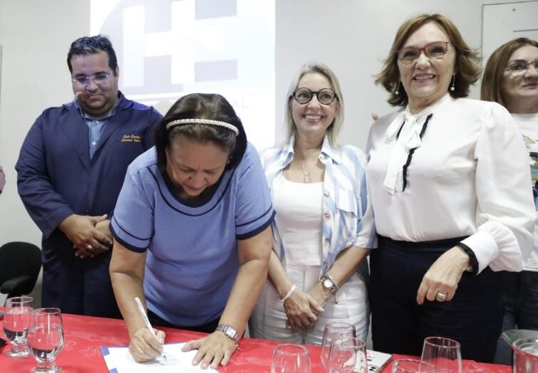 Assinatura de ordem de serviço para obras em hospital de Caicó, no Seridó