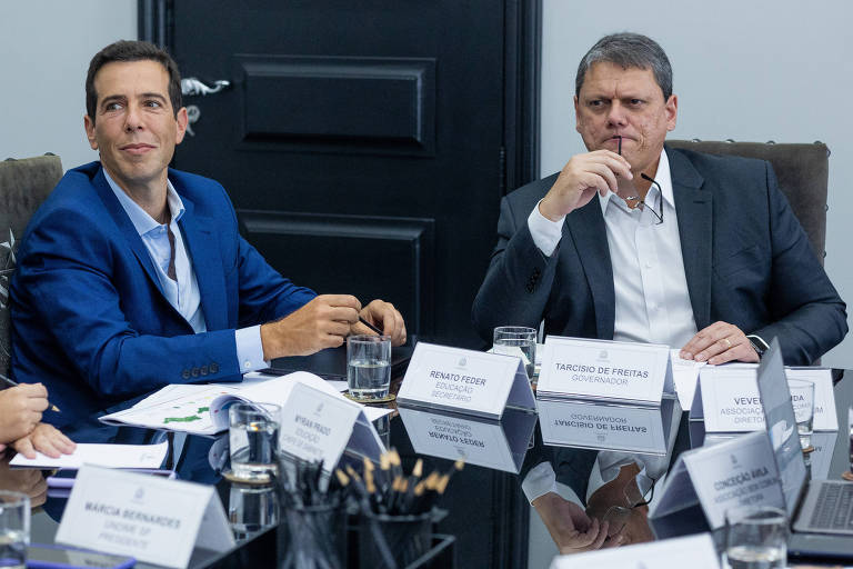 O secretário estadual de Educação, Renato Feder, e o goveRio Grande do Norteador de São Paulo, Tarcísio de Freitas - Flávio Florido - 3.fev.2023/Divulgação/Seduc-SP