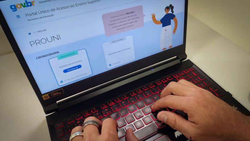 Prouni - Foto: Juca Varella/Agência Brasil