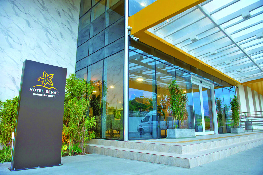 HOTEL BARREIRA ROXA SENAC restaurante navarro