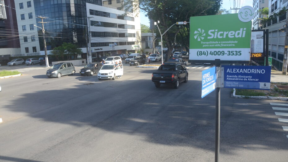 Av Salgado Filho com Alexandrino de Alencar Tirol (18)
