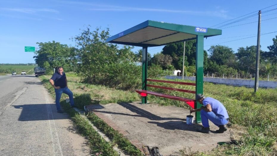 Novas paradas de ônibus são instaladas em São José de Mipibu - Foto: PMSJM