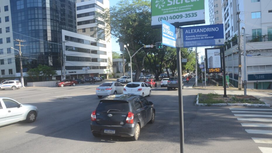 Justiça mantém suspensão de obra da trincheira na alexandrino de alencar e hermes da fonseca | notícias do rio grande do norte Justiça mantém suspensão de obra da trincheira na Alexandrino de Alencar e Hermes da Fonseca - Foto: José Aldenir/Agora RN