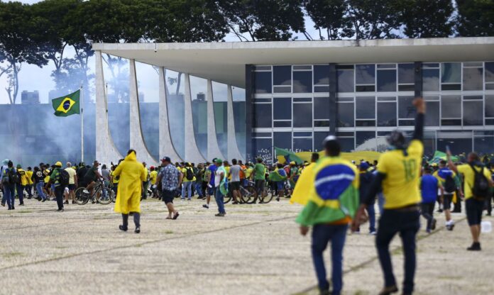 Ataques golpistas de 8 de janeiro - Foto: Agência Brasil