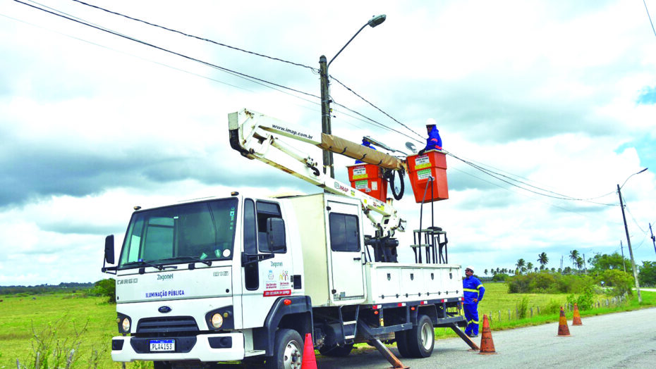 Uso de LED oferece maior eficiência energética e uma vida útil mais longa em Uruaçú. Foto: Divulgação / Prefeitura de SGA.