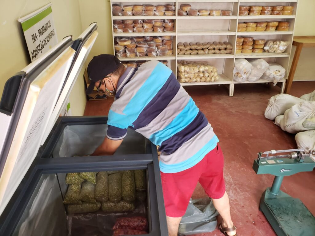 Meta é cadastrar 800 agricultores familiares, incluindo 50% de novos agricultores no programa - Foto: divulgação/Emater