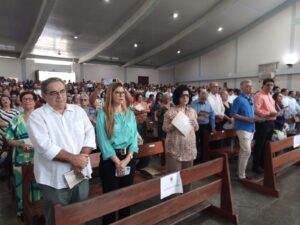 Prefeito Álvaro Dias participa da missa de despedida de Dom Jaime em Natal | Foto: José Aldenir/Agora RN