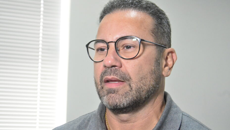 Semsur vai investir em revitalização de espaços de convivência e esportivos | notícias do rio grande do norte Secretário municipal Irapoã Nóbrega antecipa planos da Semsur para 2024. Foto: José Aldenir/Agora RN