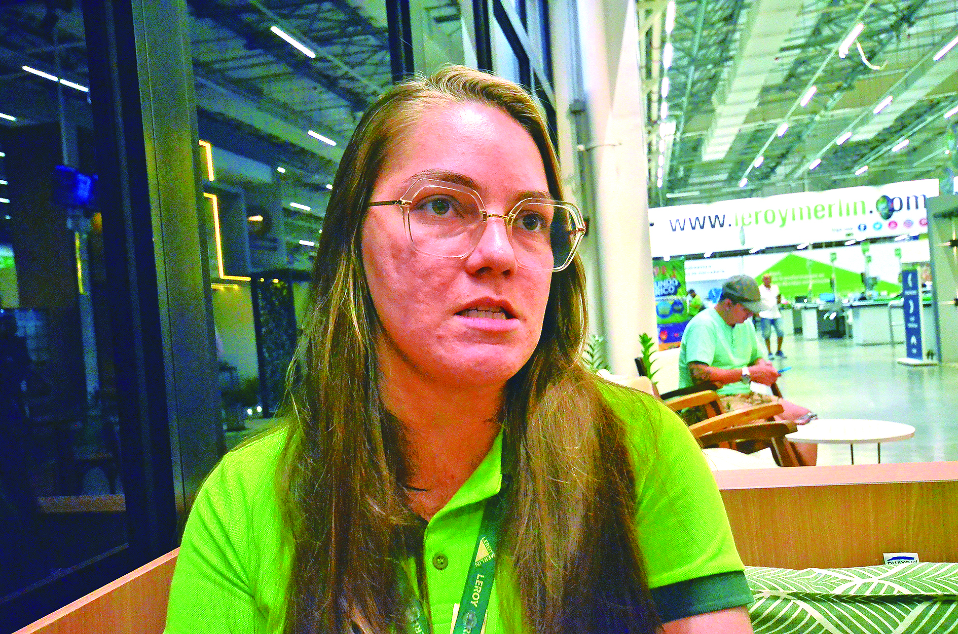 Assistente de serviços Thalia Corbellimi, da Leroy Merlin - Foto: José Aldenir / Agora RN