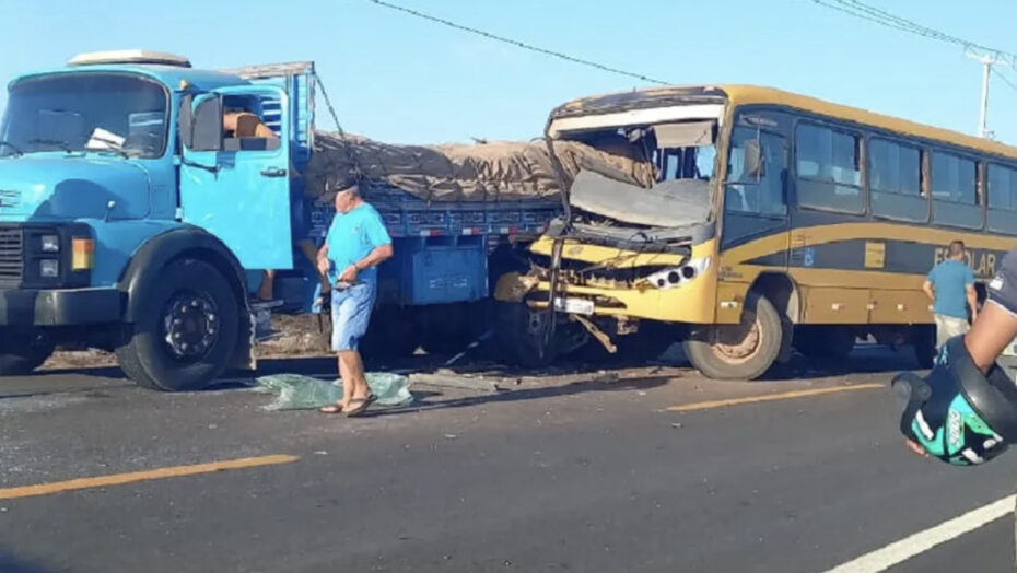 onibus F4B35E36 EBCE 4D8A BE7D 86DD1987B277