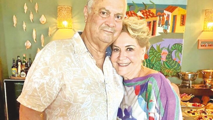 Aniversariante de hoje, Augusto Viveiros recebe vivas de sua Maria das Graças. Foto: Reprodução