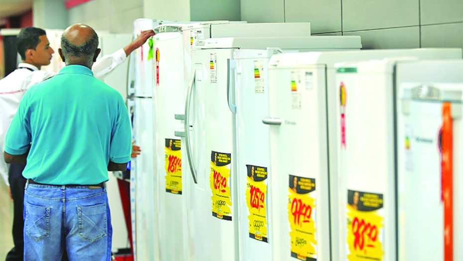 MME nega que modelos mais baratos vão custar R$ 5 mil a partir da nova regra - Foto: Fábio Rodrigues Pozzebom / Agência Brasil