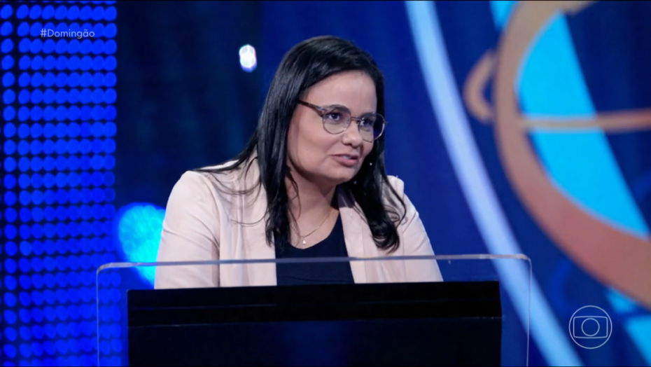 Jullie é jornalista. Foto: Reprodução/Rede Globo