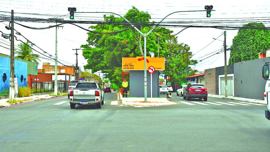Cerca de 20 mil veículos passam por dia na Rua São José, que ganhou nova infraestrutura e passou a ser mão única; Jaguarari também terá mudanças - Foto: Alex Régis / Prefeitura do Natal