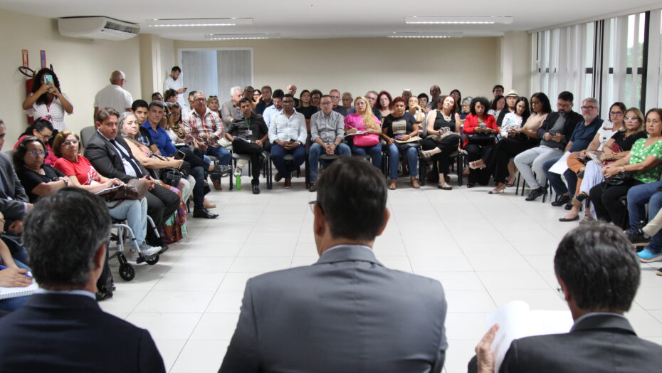 Governo do rn recorre contra decisão do tce que determina data para aposentadoria de servidores | notícias do rio grande do norte Reunião com sindicatos a respeito da aposentadoria dos servidores - Foto: Dayse Bezerra