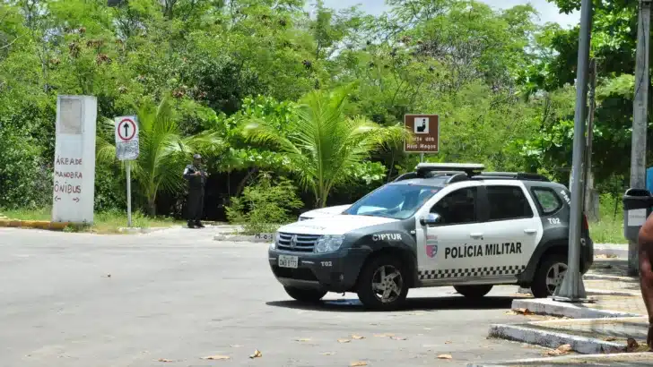 Polícia Militar próximo ao Forte dos Reis Magos / Foto: José Aldenir - Agora RN
