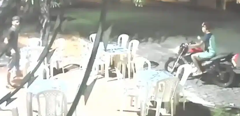 Polícia Civil divulga imagens de roubo de moto na Zona Leste de Natal - Foto: Reprodução