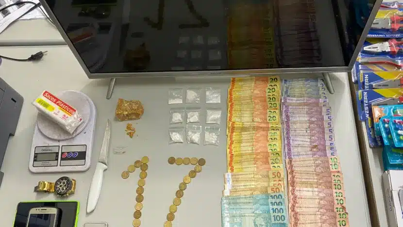 Polícia civil prende trio em flagrante por tráfico de drogas em parnamirim | notícias do rio grande do norte Polícia Civil prende trio em flagrante por tráfico de drogas em PaRio Grande do Norteamirim