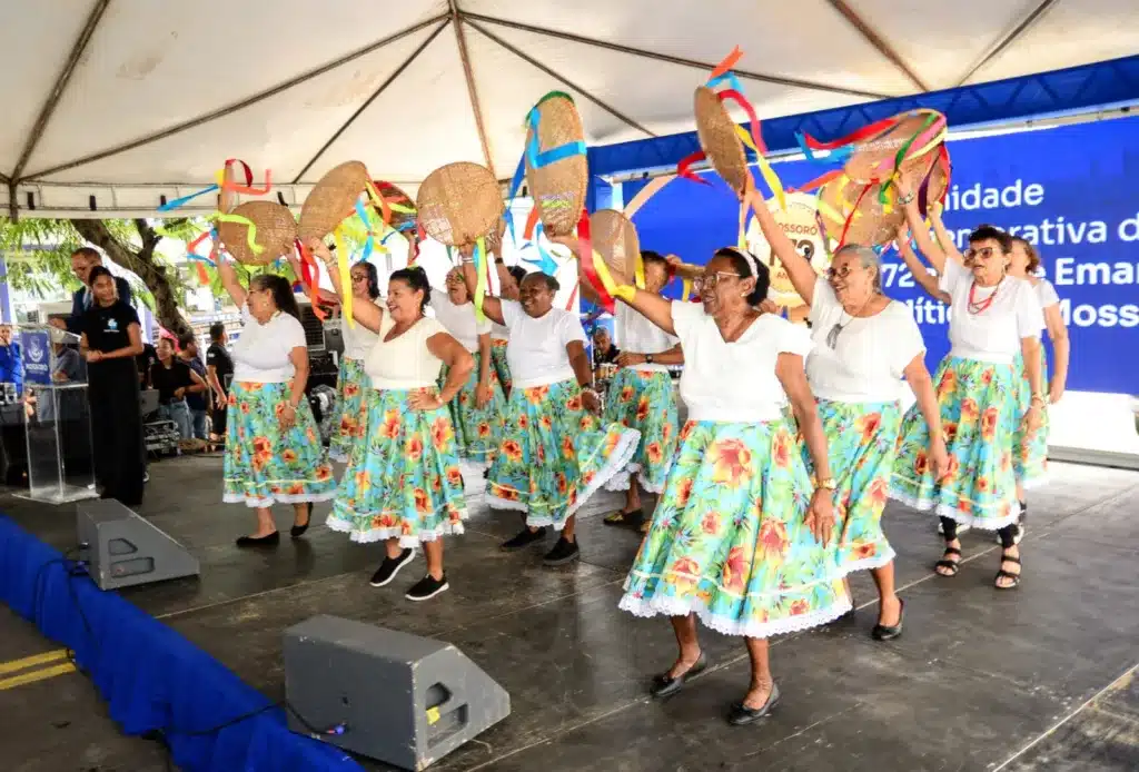 Grupo de Dança do Centro de Convivência do Idoso do Alto de São Manoel