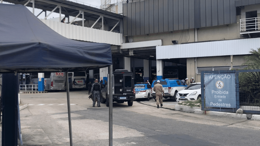 Ônibus com 18 reféns é sequestrado no Rio de Janeiro; há relatos de tiros e feridos - Foto: Cedida
