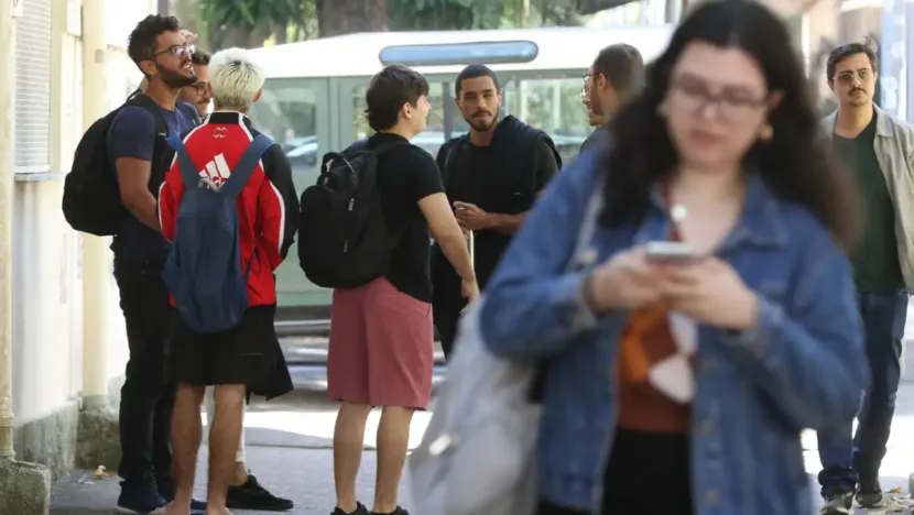 Quase 10 milhões de jovens sem ensino básico estão fora da escola - Foto: Tânia Rego/Agência Brasil